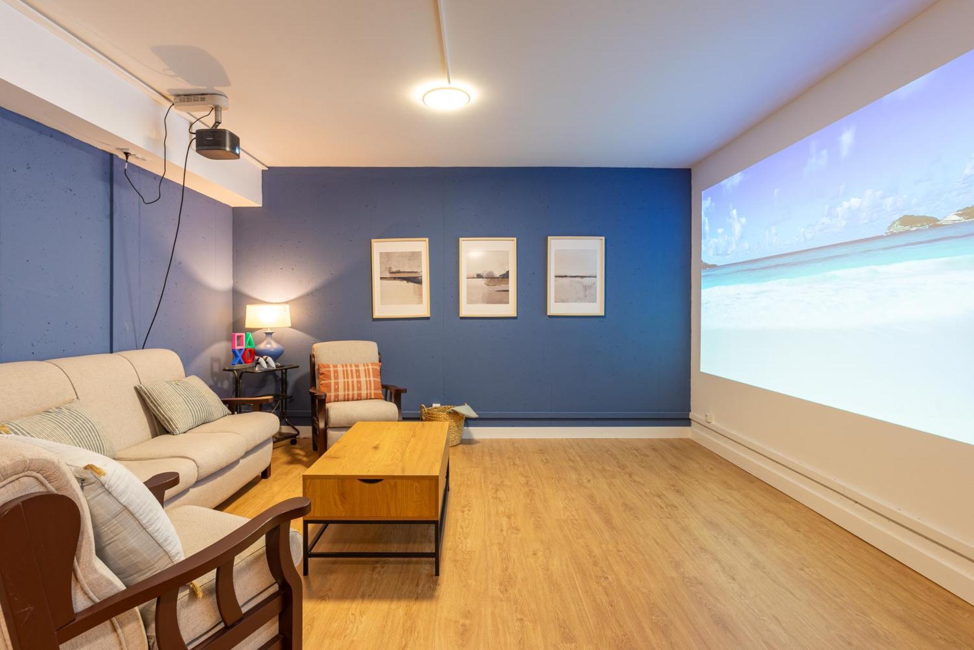 Villa Valentina - Renovated On Los Alamos Beach Торремолинос Экстерьер фото